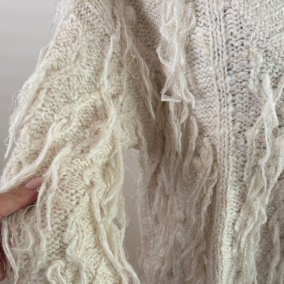 Anthropologie Fringe Cozy Cream Pull-Over Sweater- Small - Picture 5 of 16